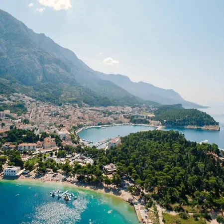 Sanctus Petrus Lighthouse Makarska