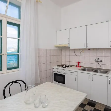 Sanctus Petrus Lighthouse Apartment Makarska